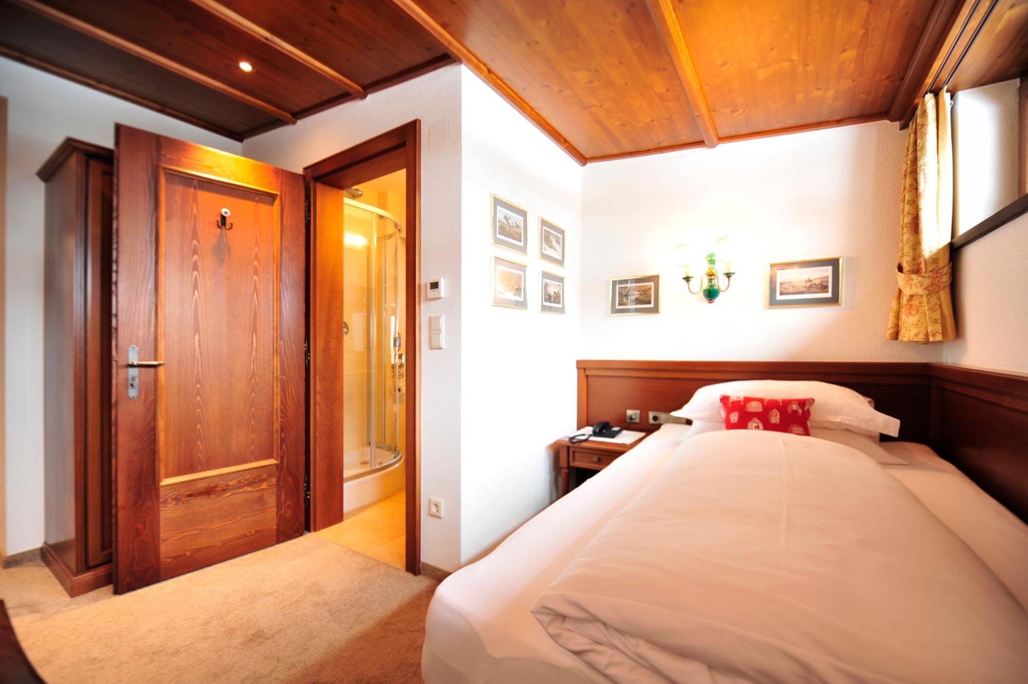 Haldenhof Hotel เลคอัมอาร์ลแบร์ก ภายนอก รูปภาพ
