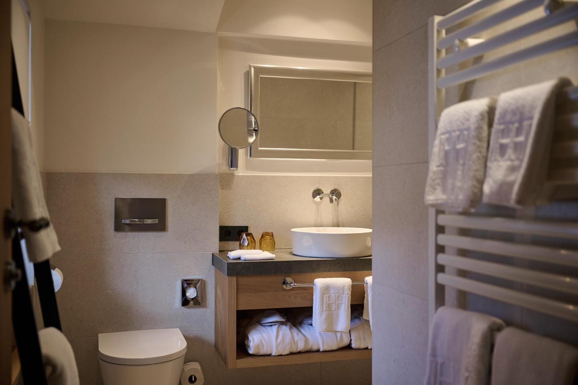 Haldenhof Hotel เลคอัมอาร์ลแบร์ก ภายนอก รูปภาพ