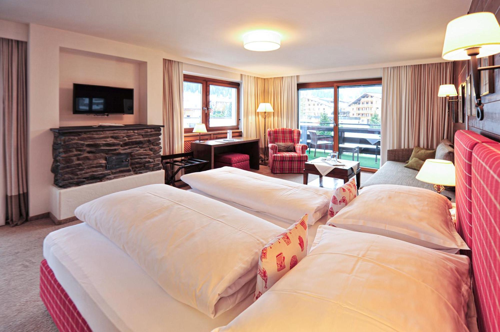 Haldenhof Hotel เลคอัมอาร์ลแบร์ก ภายนอก รูปภาพ